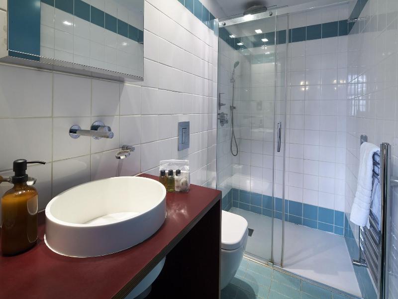 London Paddington Apartments image