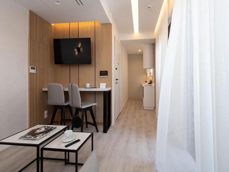 Incanto Boutique Suites - Mets image
