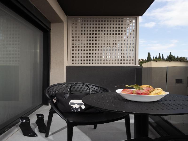 Incanto Boutique Suites - Mets image
