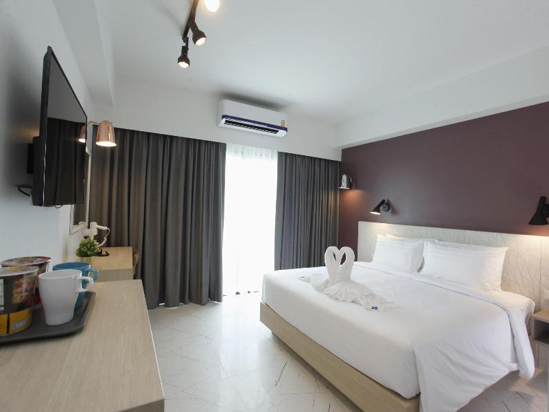 Port Canary Hotel image