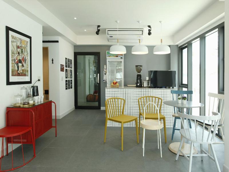 Port Canary Hotel image