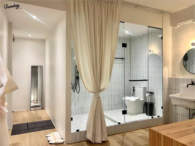 Dear Sunday Hometel Bangkok image