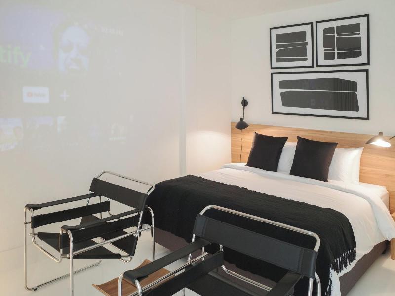 Dear Sunday Hometel Bangkok image