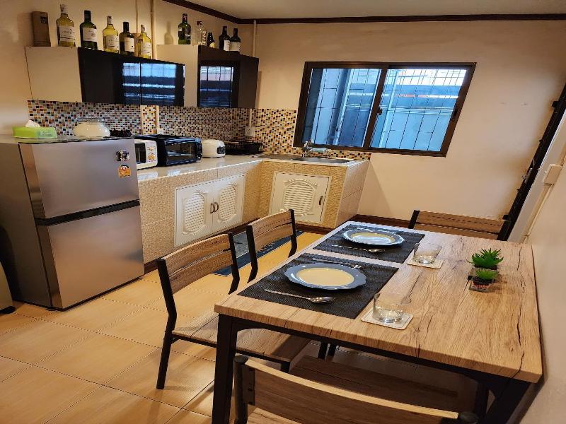 The Travellers House - Pet Friendly Accommodation image