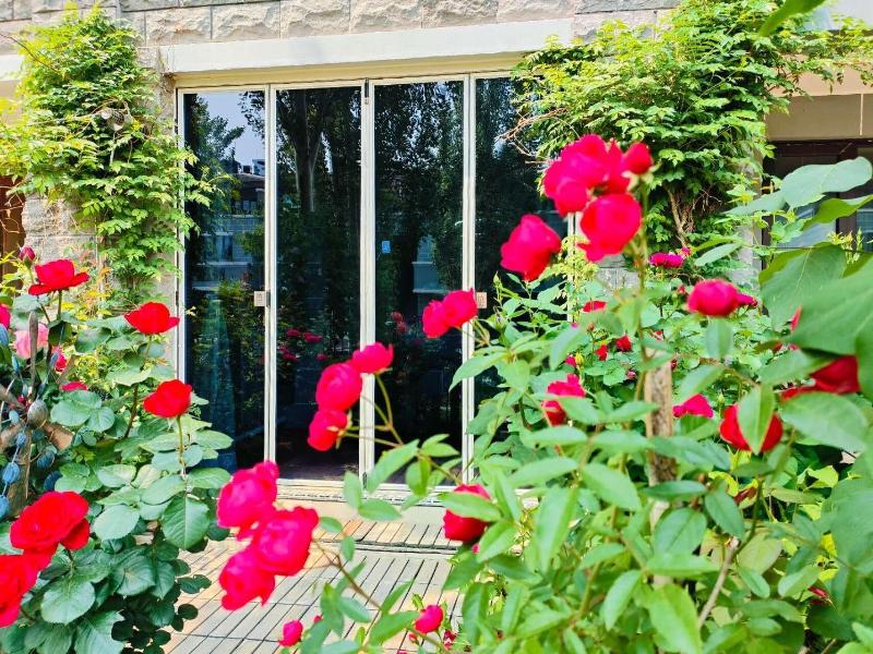 Atrium Fengzhu Homestay image