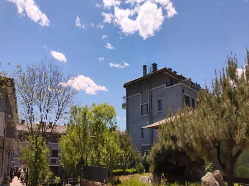 Atrium Fengzhu Homestay image