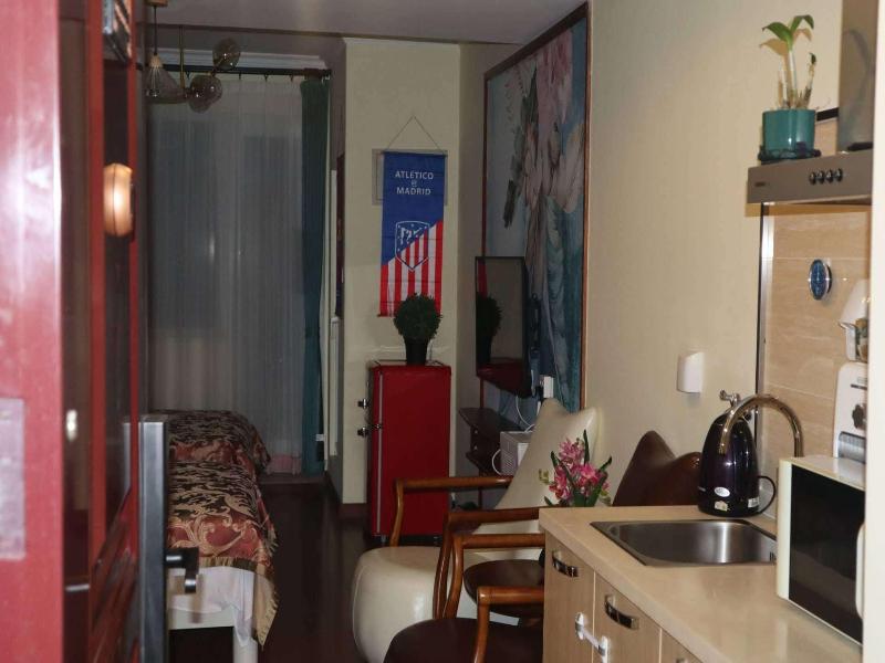 Atrium Fengzhu Homestay image