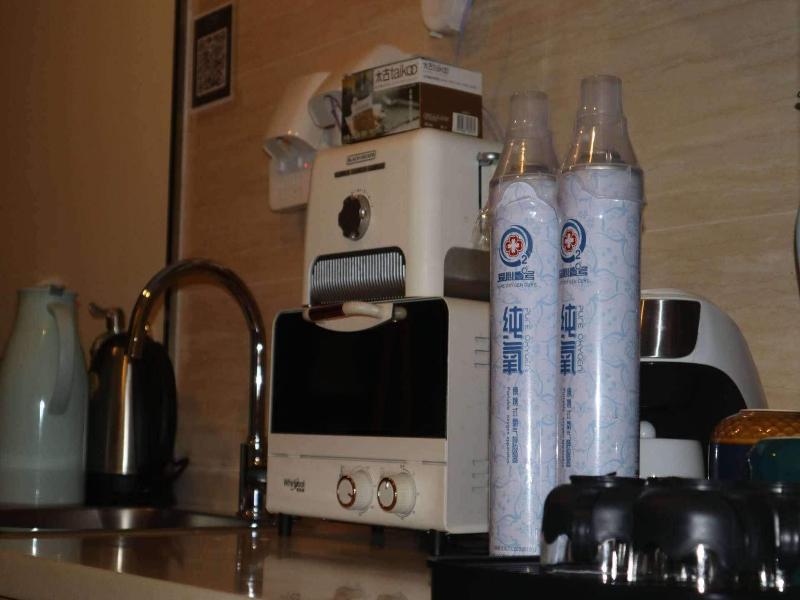 Atrium Fengzhu Homestay image