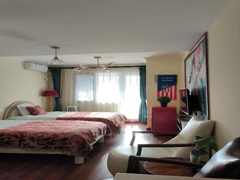 Atrium Fengzhu Homestay image
