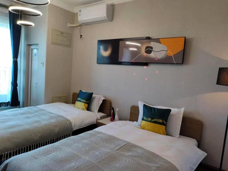 Atrium Fengzhu Homestay image