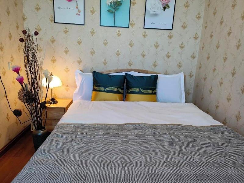 Atrium Fengzhu Homestay image
