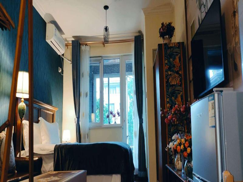 Atrium Fengzhu Homestay image