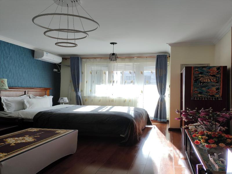 Atrium Fengzhu Homestay image