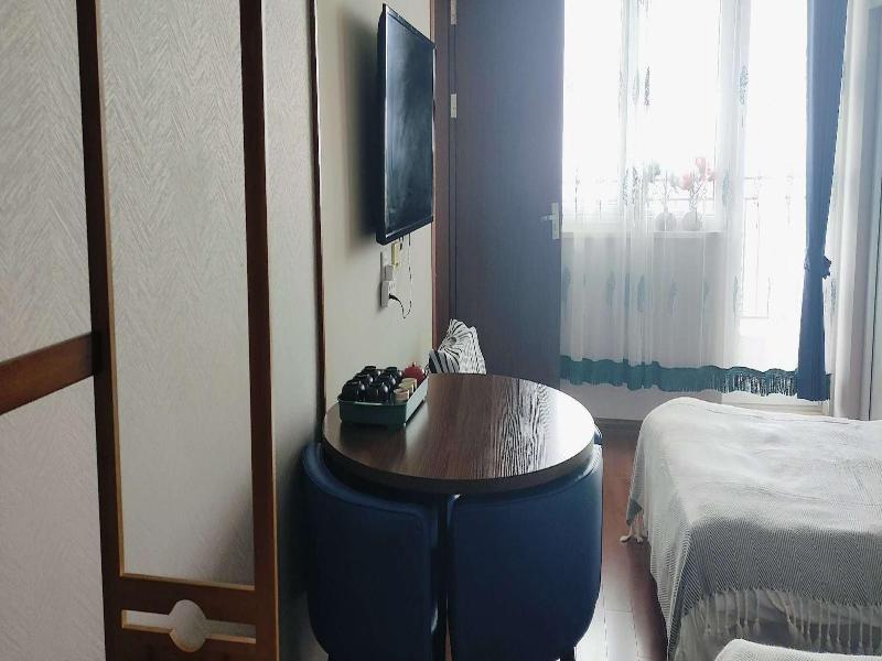 Atrium Fengzhu Homestay image
