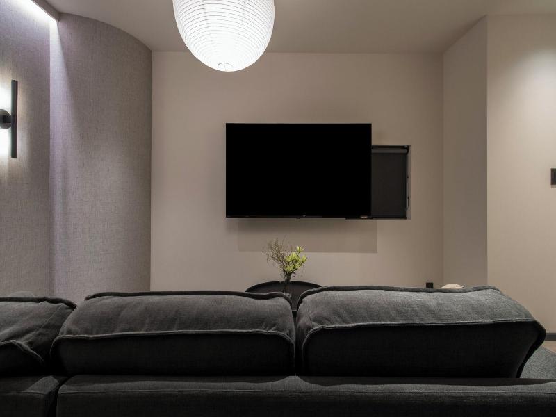 Hotel Guild 5 image
