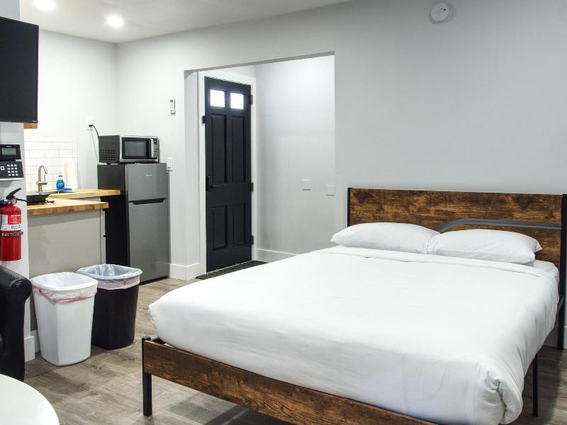 Vermont Suites image