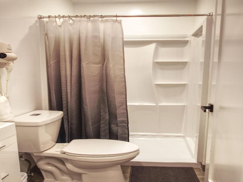 Vermont Suites image