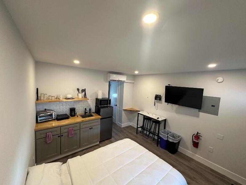 Vermont Suites image
