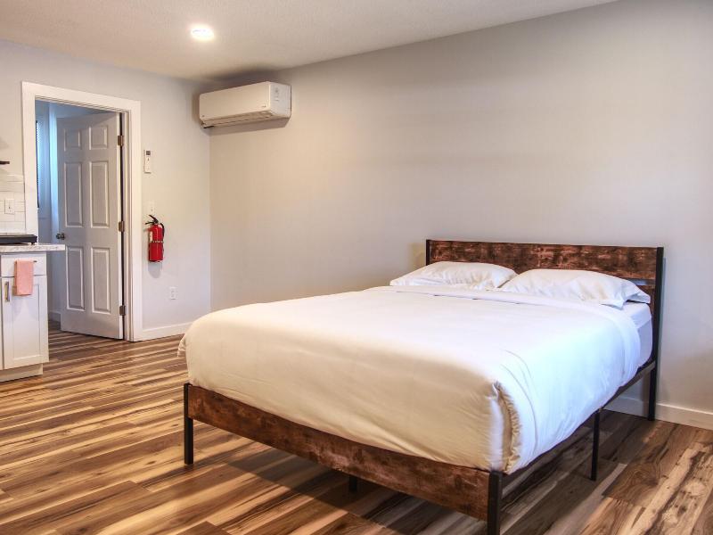 Vermont Suites image