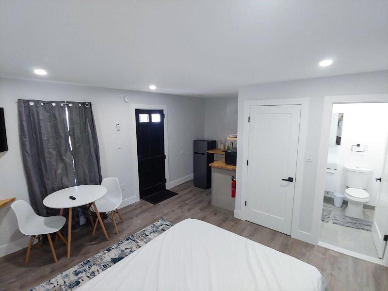Vermont Suites image