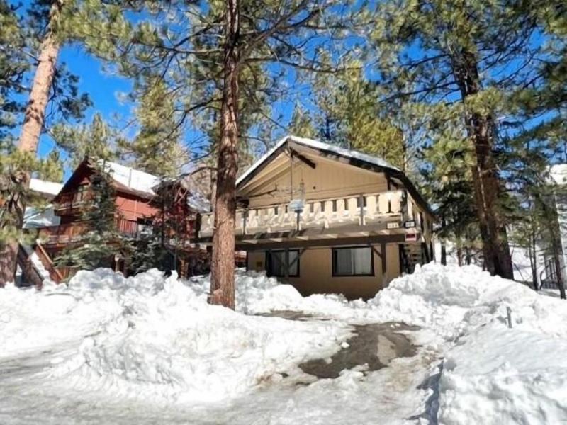 Chalet Georgia image