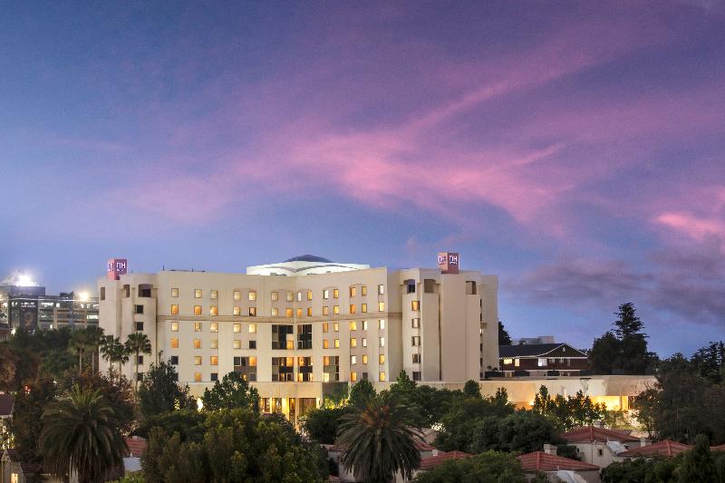 NH Johannesburg Sandton image