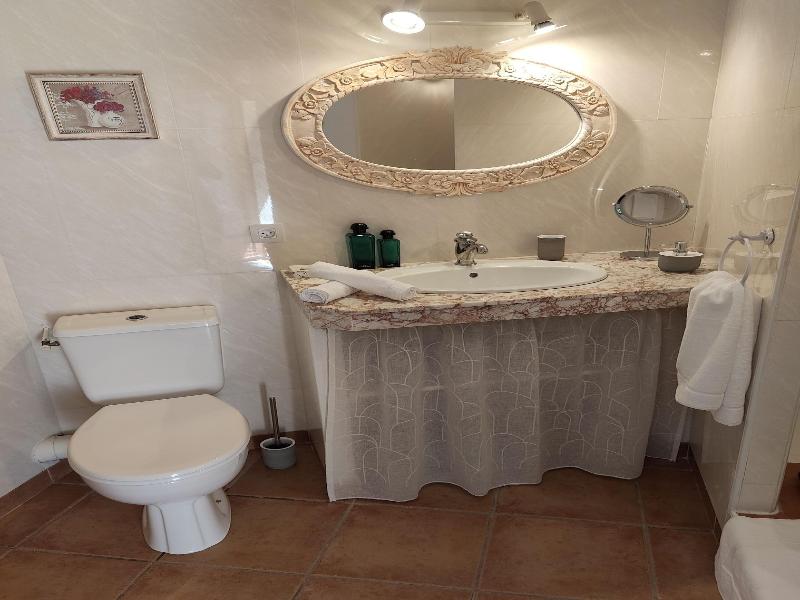 Chambres D'hôtes Peu Del Causse Spa image