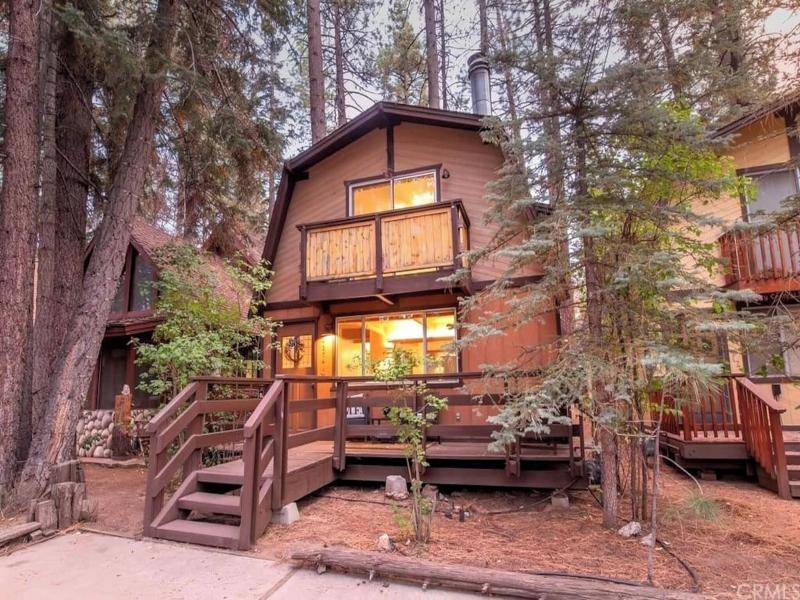 Summit Happy Mountain Cabin image