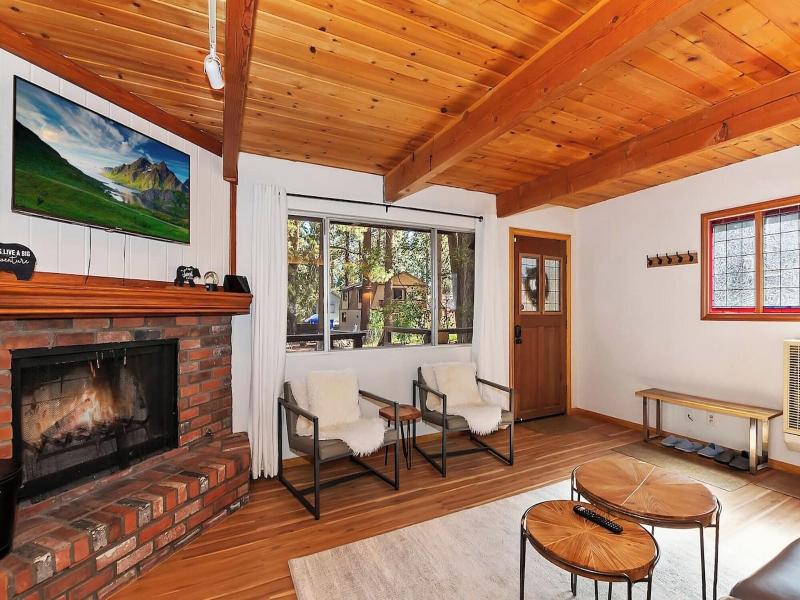 Summit Happy Mountain Cabin image