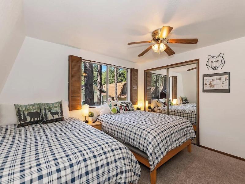 Summit Happy Mountain Cabin image