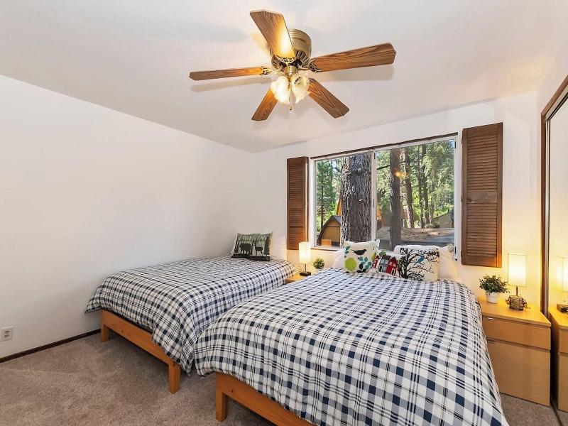 Summit Happy Mountain Cabin image
