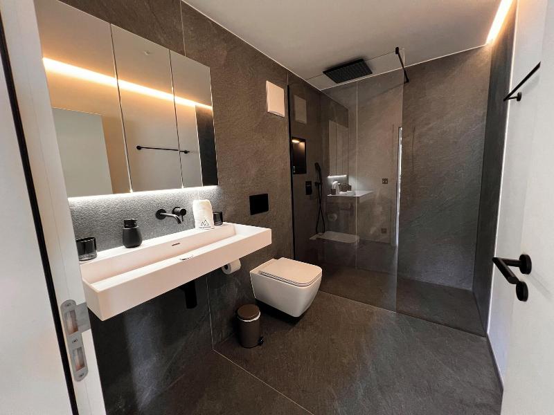 Black Summit Boutique Resort Laax image