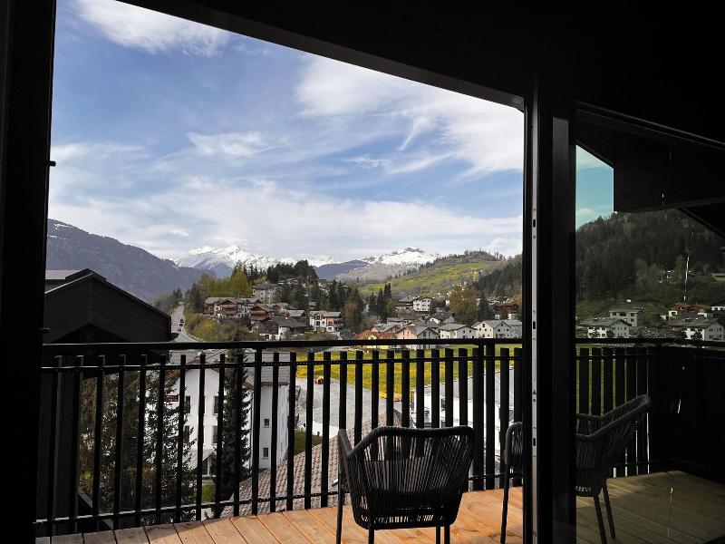 Black Summit Boutique Resort Laax image