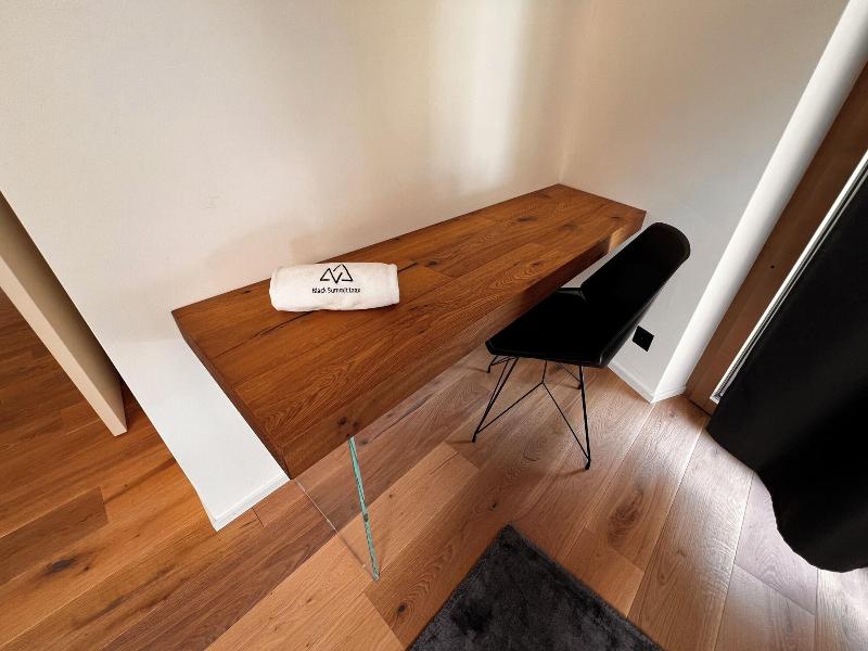 Black Summit Boutique Resort Laax image