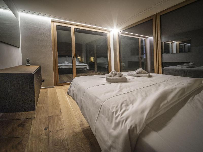 Black Summit Boutique Resort Laax image