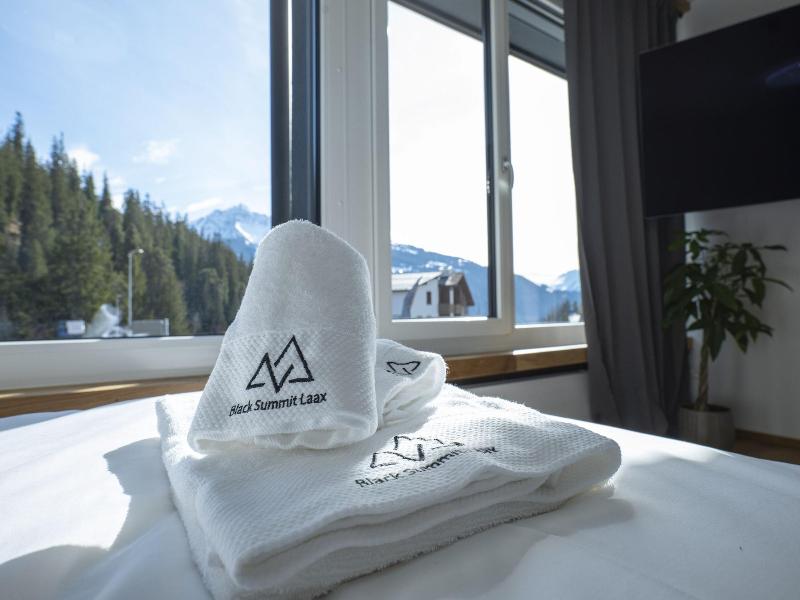 Black Summit Boutique Resort Laax image