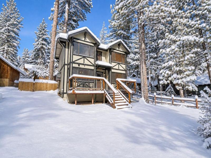 Mama Bear's Cottage image