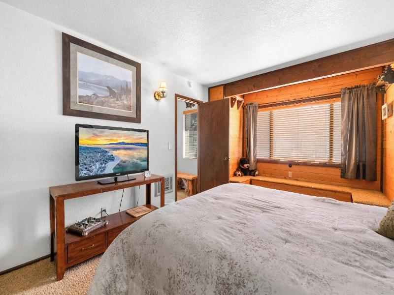 Mama Bear's Cottage image