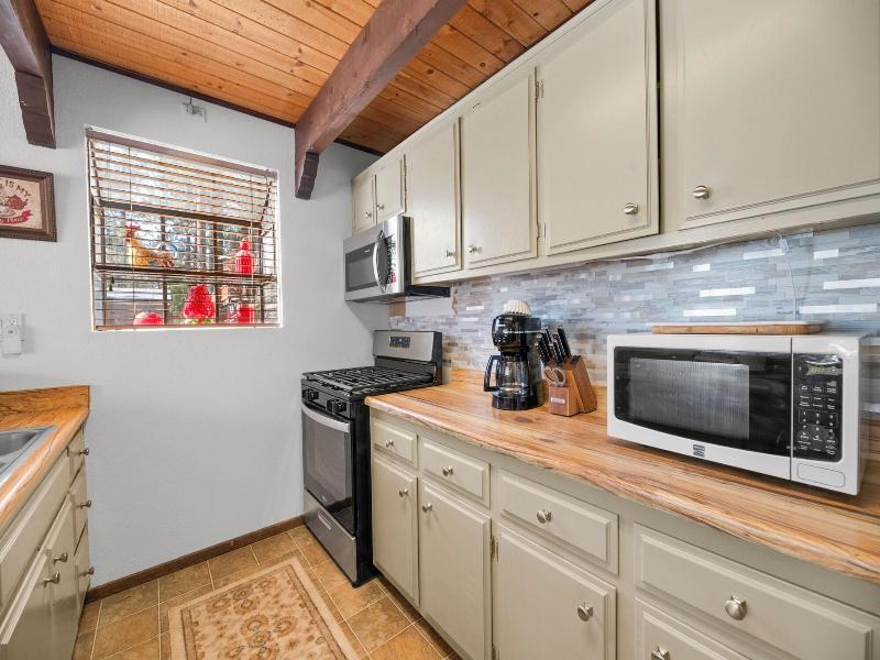 Mama Bear's Cottage image
