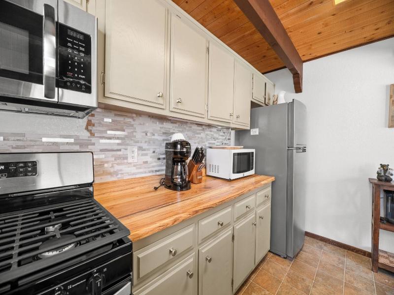 Mama Bear's Cottage image