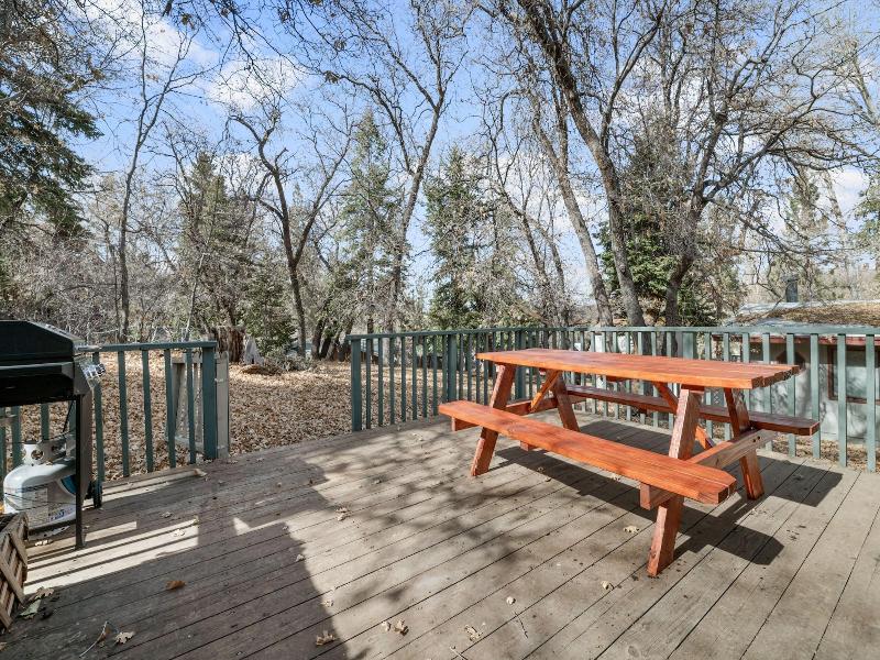5 Kern's Cabin image