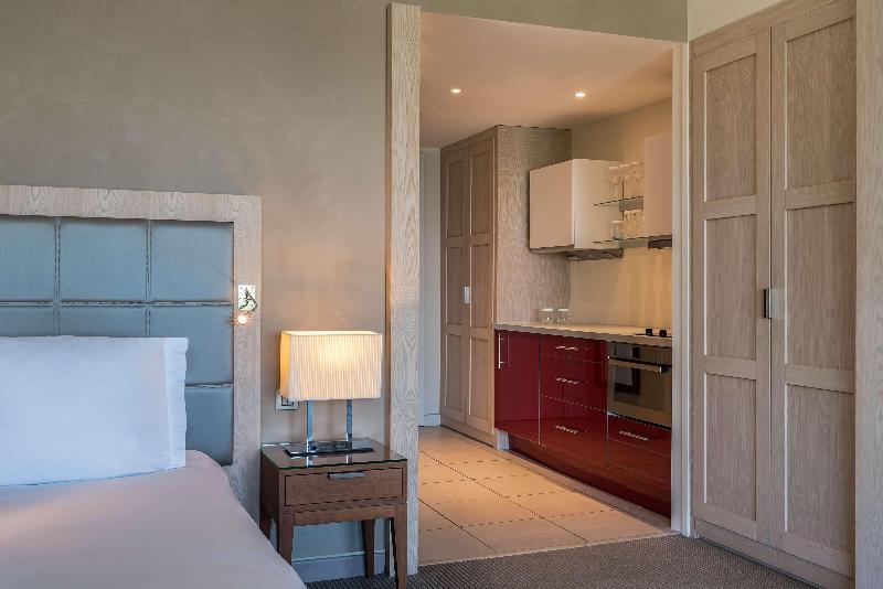 Hilton Evian-les-Bains image