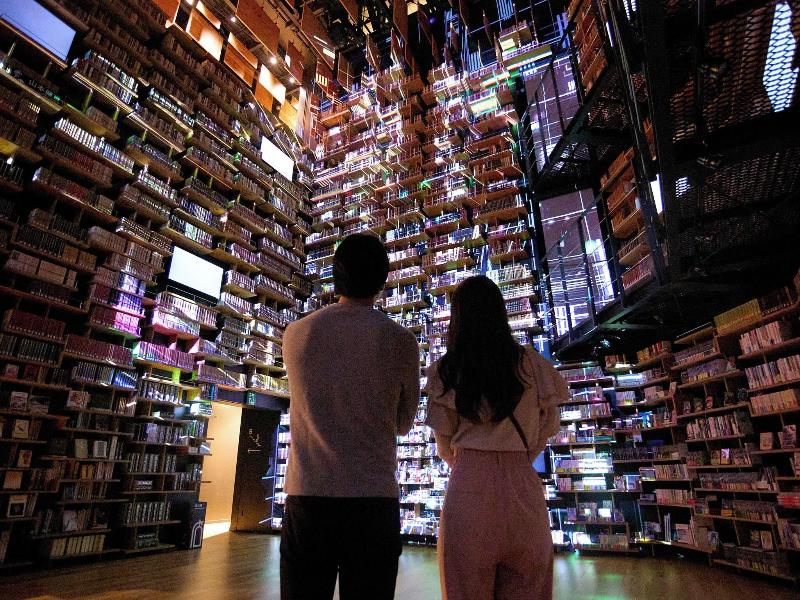 In The Library Hotel And Books Tokorozawa image