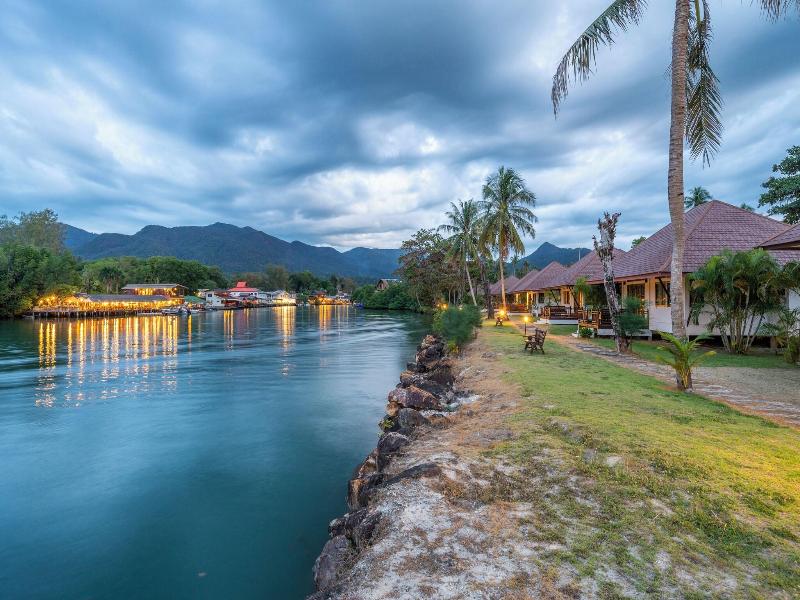 Koh Chang Longstay Resort image