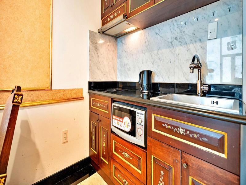 S79 Residences 345ab Apartment image