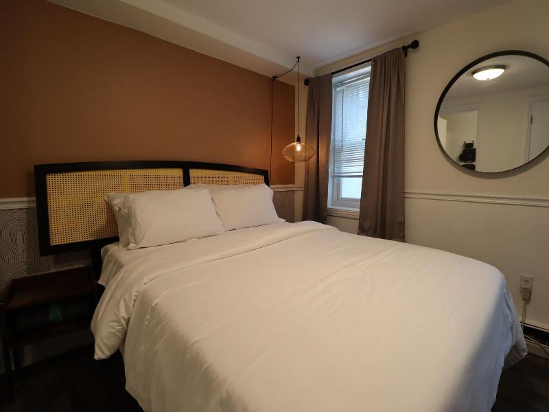 Good Hotels Boston image