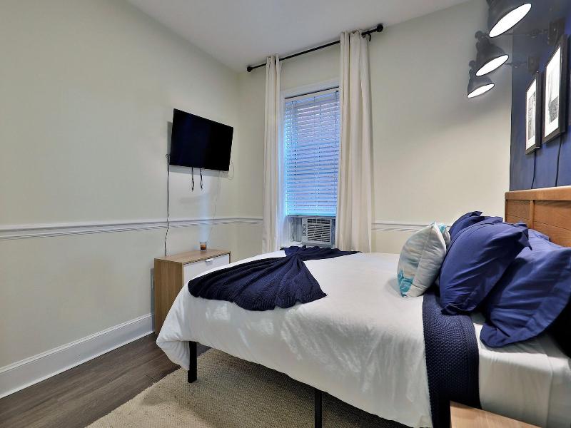 Good Hotels Boston image