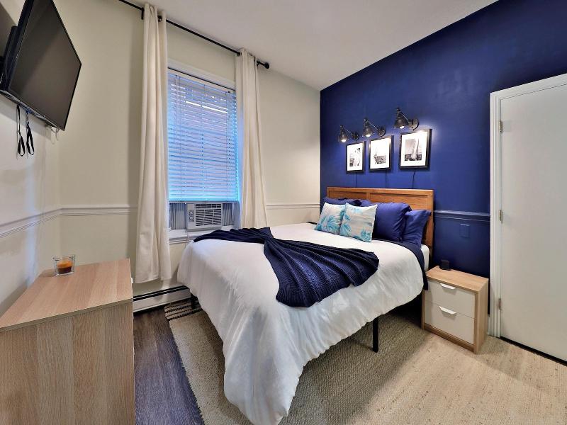 Good Hotels Boston image