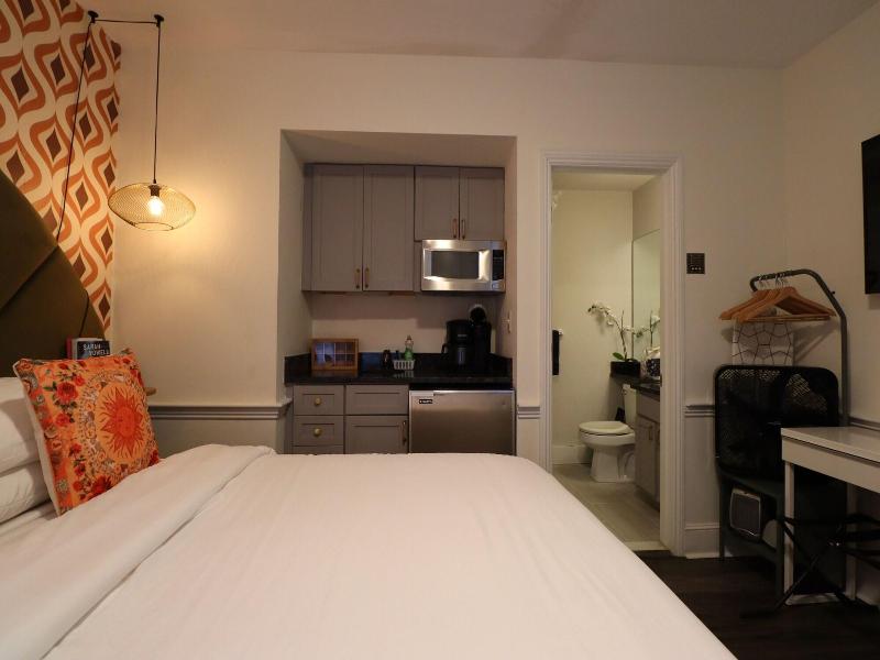 Good Hotels Boston image