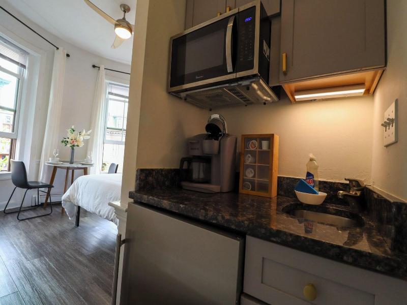 Good Hotels Boston image